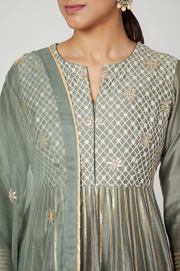 Matte Green Embroidered Wedding Anarkali Set by Ose by Jyoti Gupta at Pernia's Pop Up Shop