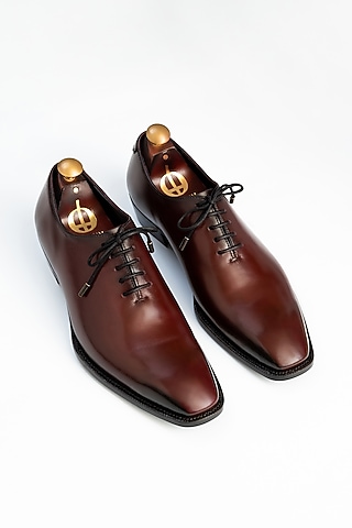 Maroon Full Grain Leather Oxford Shoes by OBLUM