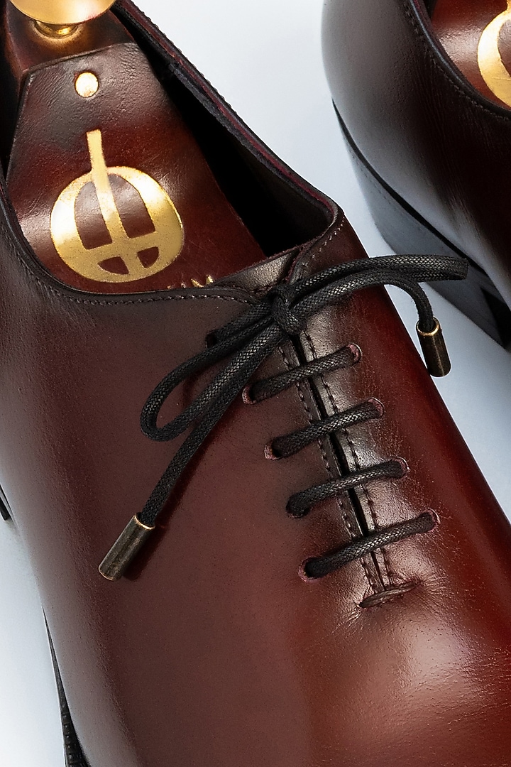 Maroon Full Grain Leather Oxford Shoes by OBLUM at Pernia's Pop Up Shop