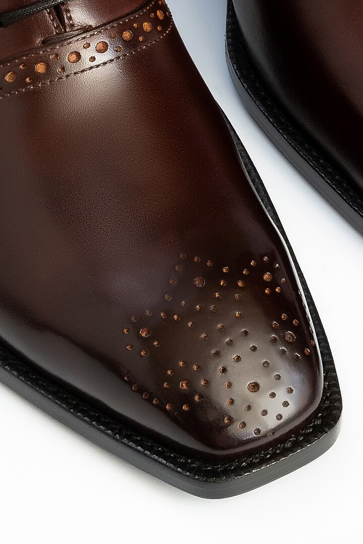 Brown Full Grain Leather Oxford Shoes by OBLUM at Pernia's Pop Up Shop
