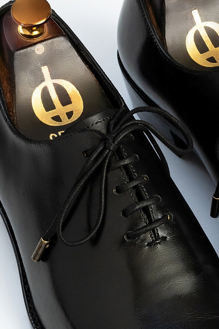 Black Calfskin Leather Oxford Shoes by OBLUM at Pernia's Pop Up Shop