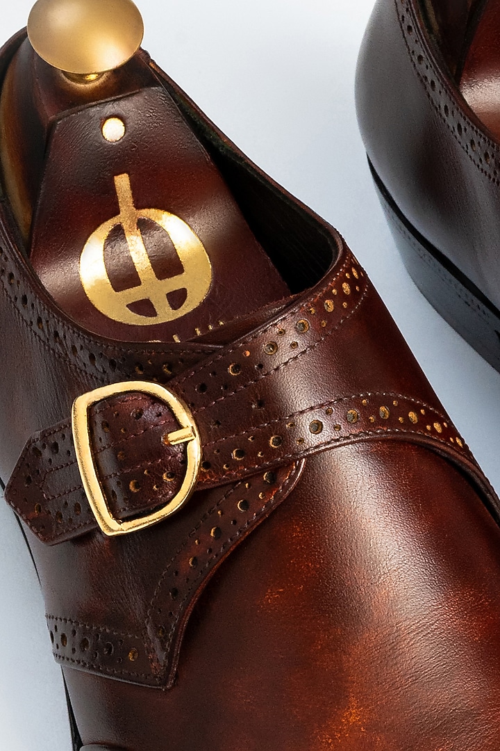 Brown Full Grain Leather Oxford Shoes by OBLUM at Pernia's Pop Up Shop