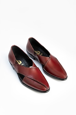 Brown Full Grain Leather Peshawari Shoes by OBLUM