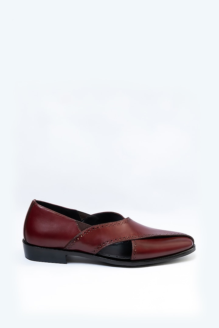 Brown Full Grain Leather Peshawari Shoes by OBLUM at Pernia's Pop Up Shop