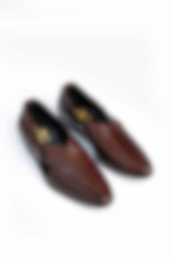Brown Full Grain Leather Peshawari Shoes by OBLUM