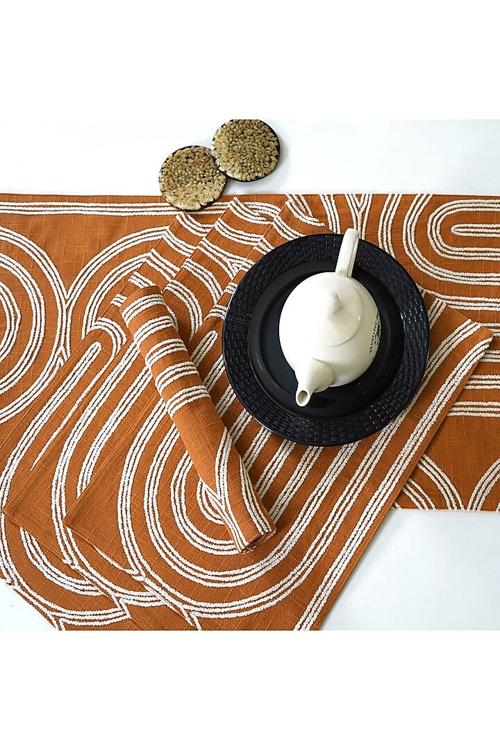Yellow Cotton Mats and Runner Set by Ode And Cleo at Pernia's Pop Up Shop