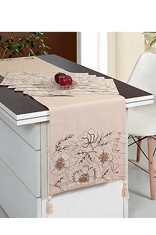 Beige Cotton Mats and Runner Set by Ode And Cleo