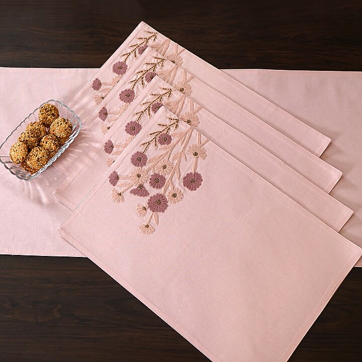 Pink Cotton Mats and Runner Set by Ode And Cleo at Pernia's Pop Up Shop