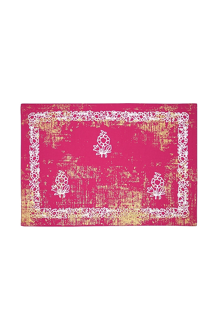 Pink Cotton Mats and Runner Set by Ode And Cleo at Pernia's Pop Up Shop