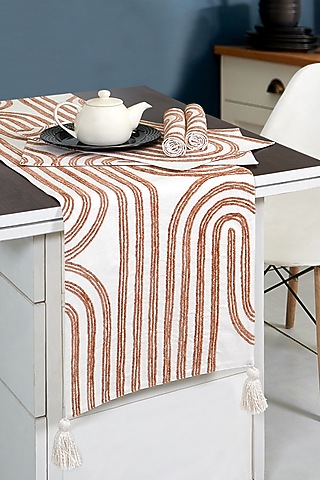 Orange Cotton Mats and Runner Set by Ode And Cleo