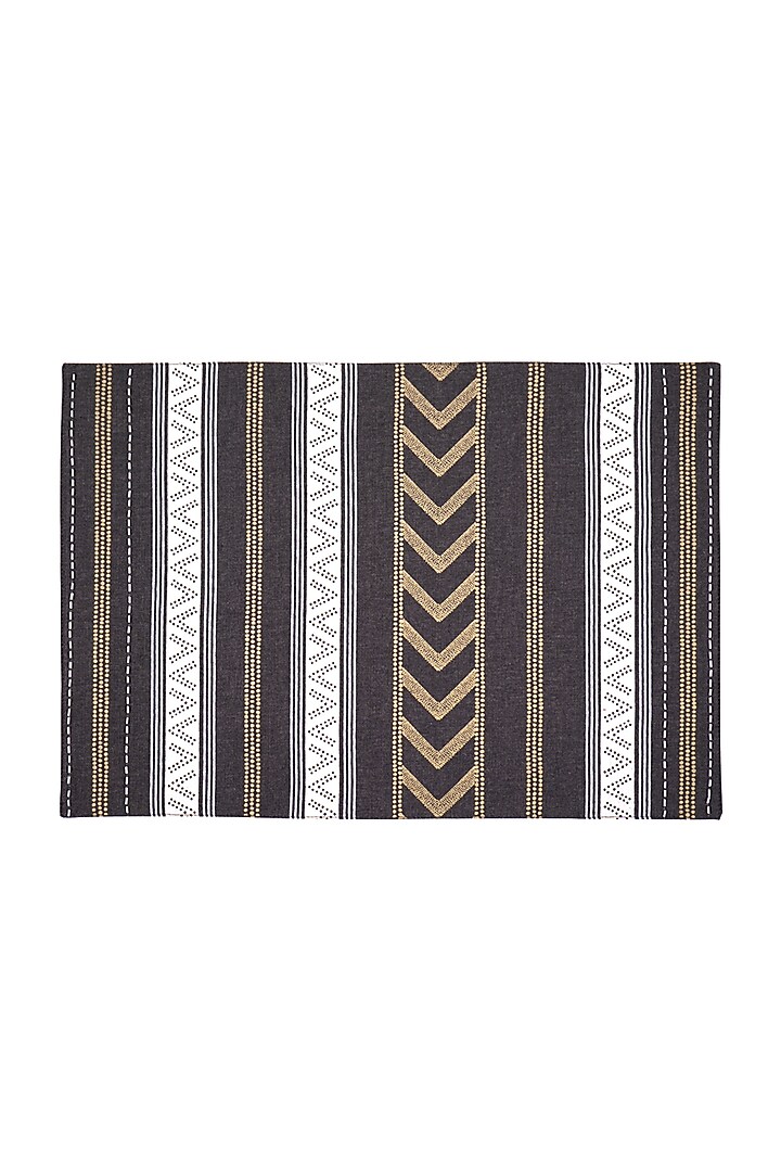 Grey Cotton Mats and Runner Set by Ode And Cleo at Pernia's Pop Up Shop