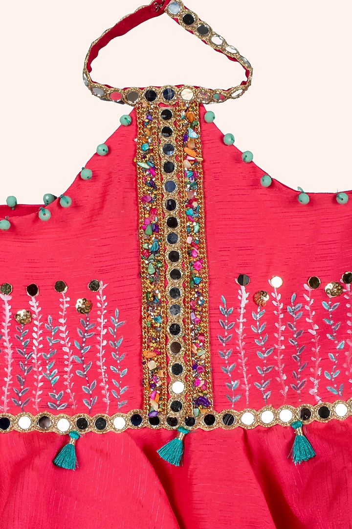 Coral & Green Net Co-Ord Set For Girls by Offspring Closet at Pernia's Pop Up Shop