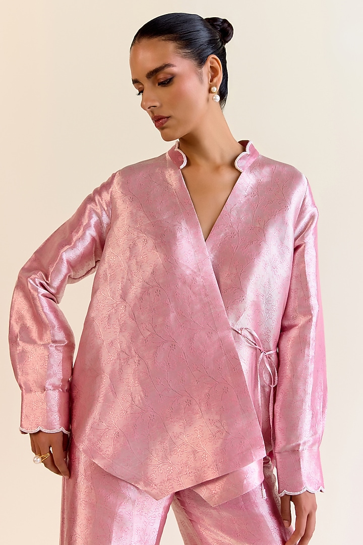 Pink Handwoven Kimkhwaab Tanchoi Tissue Tie-Up Top by Ohfab by Aanchal & Akshita at Pernia's Pop Up Shop