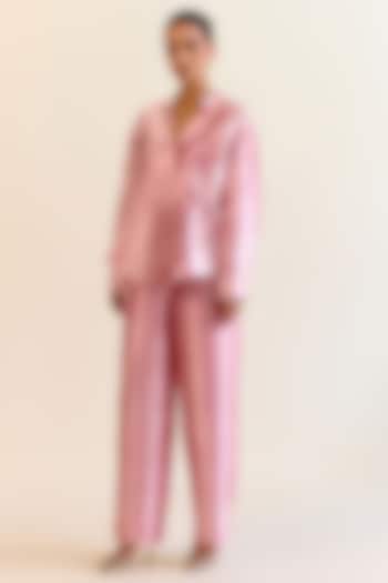 Pink Handwoven Kimkhwaab Tanchoi Tissue Straight Pants by Ohfab by Aanchal & Akshita at Pernia's Pop Up Shop