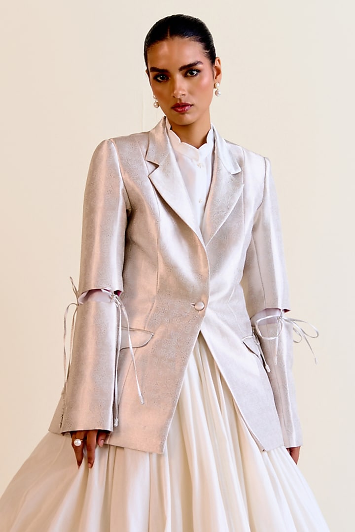 Silver Handwoven Kimkhwaab Tanchoi Tissue Blazer Set by Ohfab by Aanchal & Akshita at Pernia's Pop Up Shop
