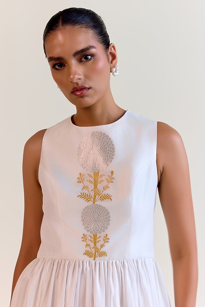 White Handwoven Karhua Silk Vacation Dress by Ohfab by Aanchal & Akshita at Pernia's Pop Up Shop