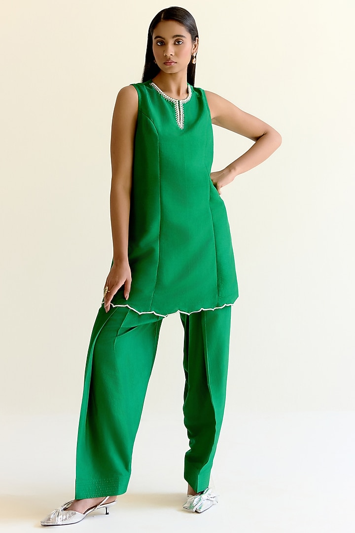 Green Pure Silk Kurta Set by Ohfab by Aanchal & Akshita at Pernia's Pop Up Shop