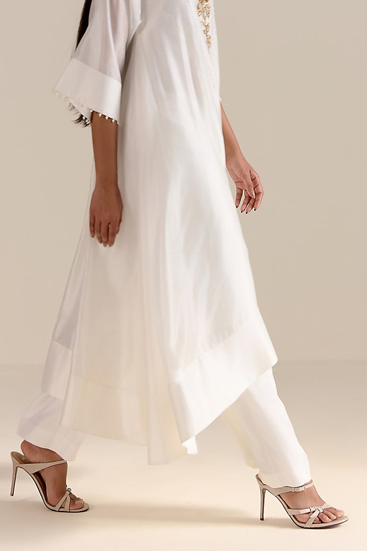 Ivory Handwoven Organza Silk Pearl Embroidered Kurta Set by Ohfab by Aanchal & Akshita at Pernia's Pop Up Shop