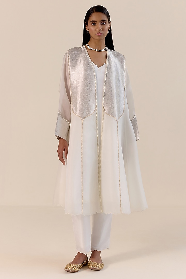 White Handwoven Kimkhwaab Tissue Choga Kurta Set by Ohfab by Aanchal & Akshita at Pernia's Pop Up Shop