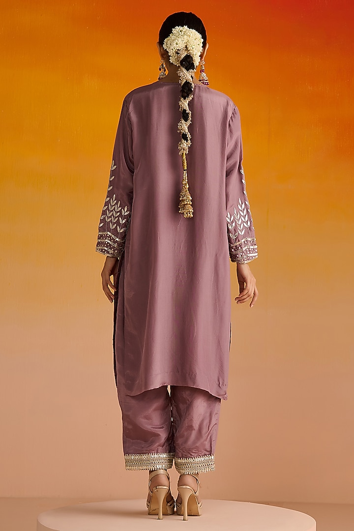 Purple Opara Silk Hand Embroidered Kurta Set by OHH CROW INDIA at Pernia's Pop Up Shop