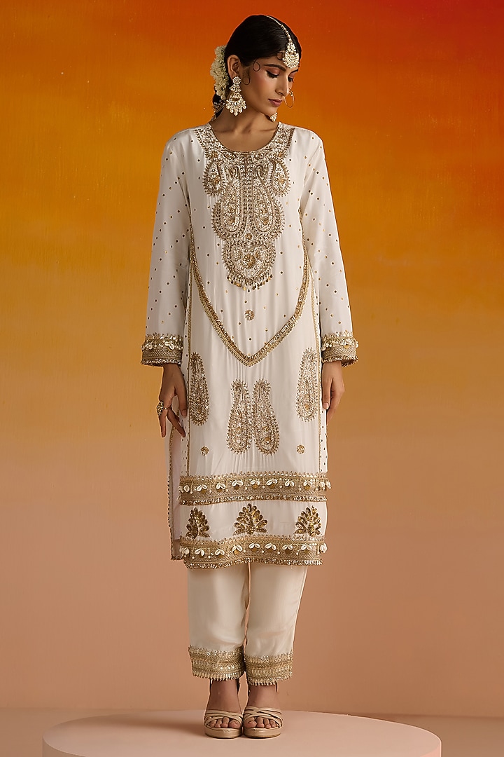 Ivory Crepe Hand Embroidered Kurta Set by OHH CROW INDIA at Pernia's Pop Up Shop