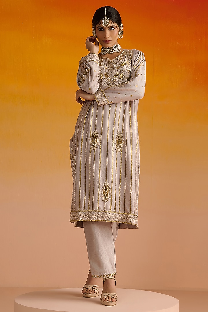 Grey Raw Silk Hand Embroidered Kurta Set by OHH CROW INDIA at Pernia's Pop Up Shop