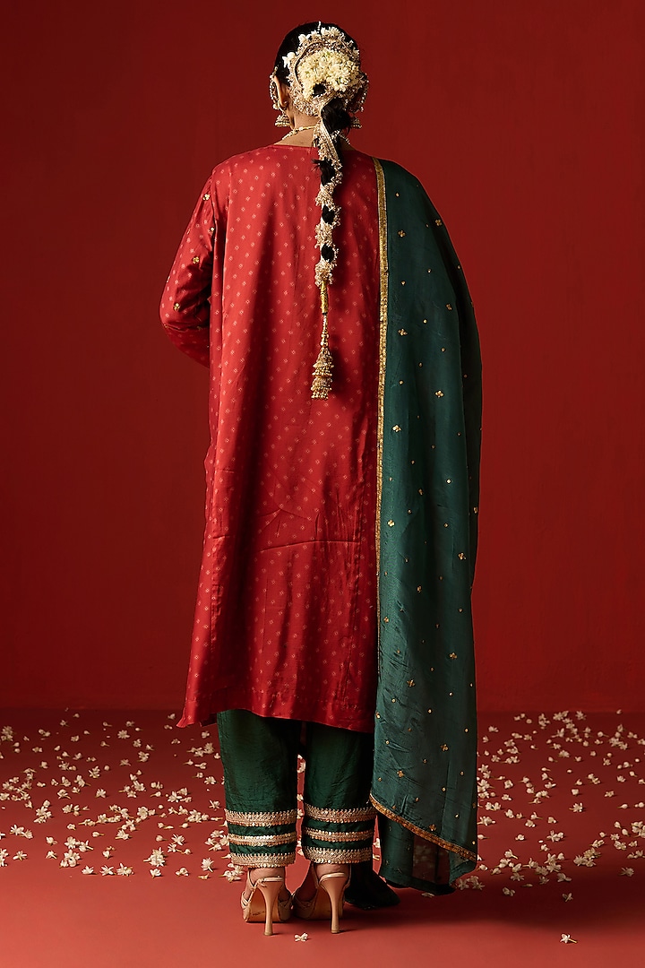 Maroon Chanderi Silk Hand Embroidered & Printed Kurta Set by OHH CROW INDIA at Pernia's Pop Up Shop