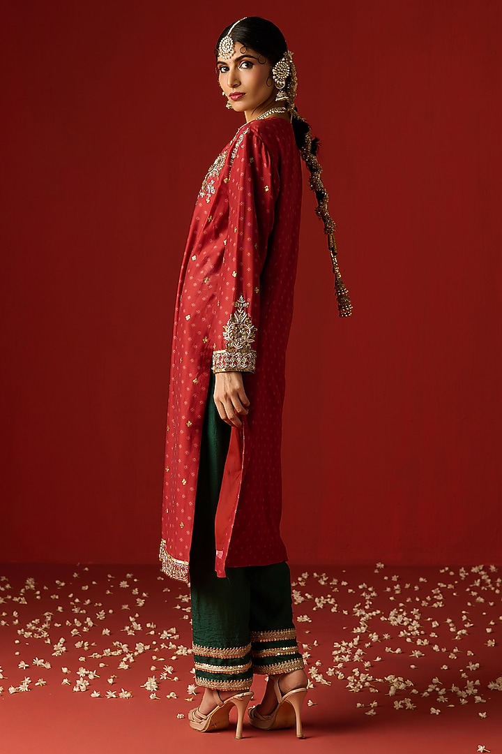 Maroon Chanderi Silk Hand Embroidered & Printed Kurta Set by OHH CROW INDIA at Pernia's Pop Up Shop