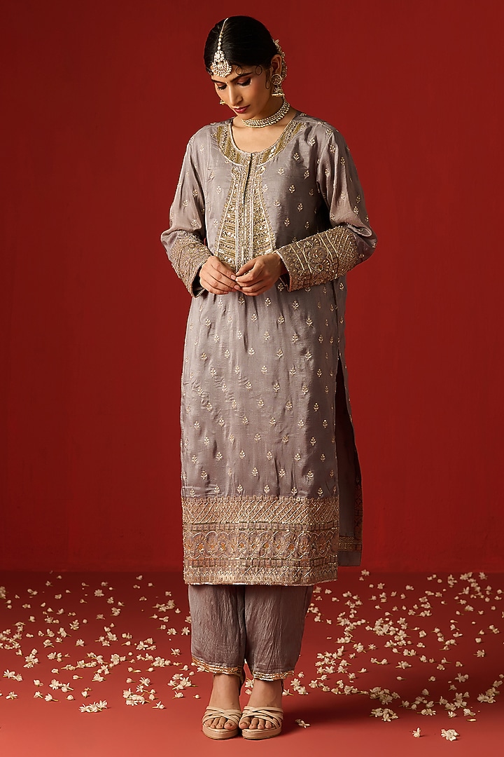 Grey Cotton Silk Hand Embroidered Kurta Set by OHH CROW INDIA at Pernia's Pop Up Shop