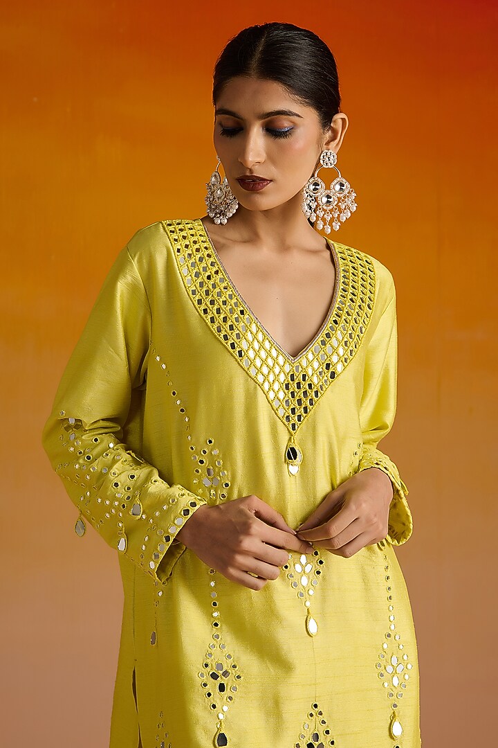 Yellow Raw Silk Mirror Hand Embroidered Kurta Set by OHH CROW INDIA at Pernia's Pop Up Shop