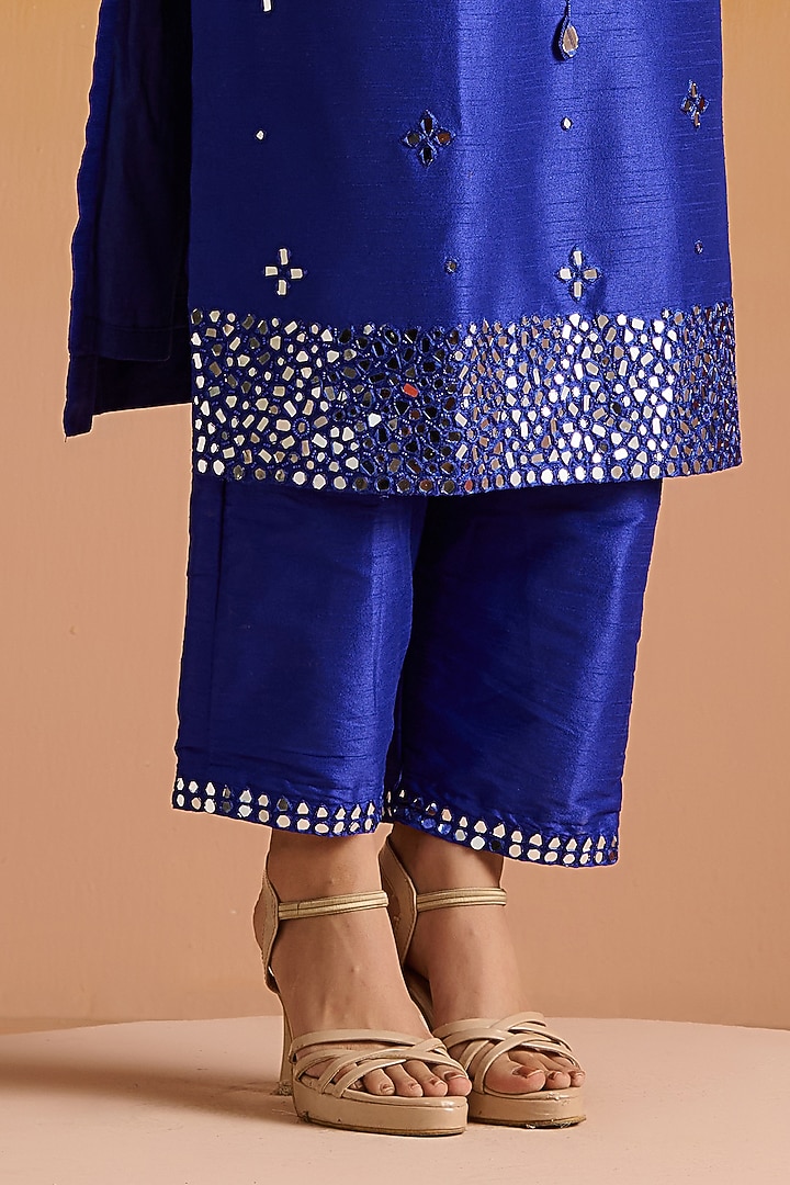 Electric Blue Raw Silk Mirror Hand Embroidered Kurta Set by OHH CROW INDIA at Pernia's Pop Up Shop