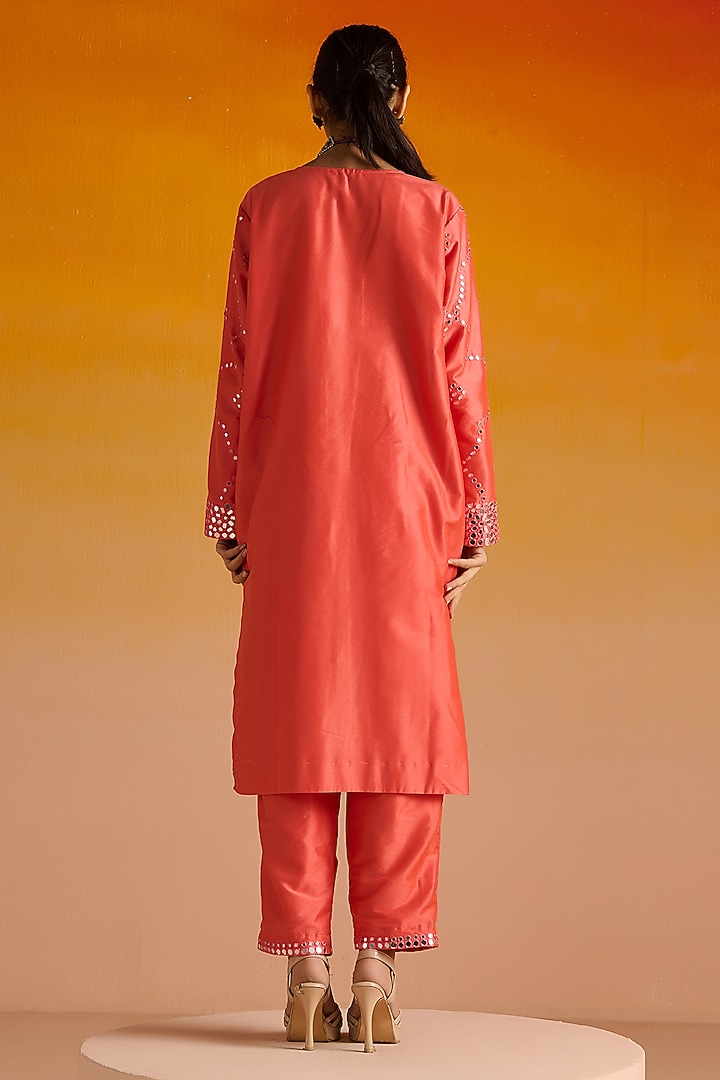 Pink Raw Silk Mirror Hand Embroidered Kurta Set by OHH CROW INDIA at Pernia's Pop Up Shop