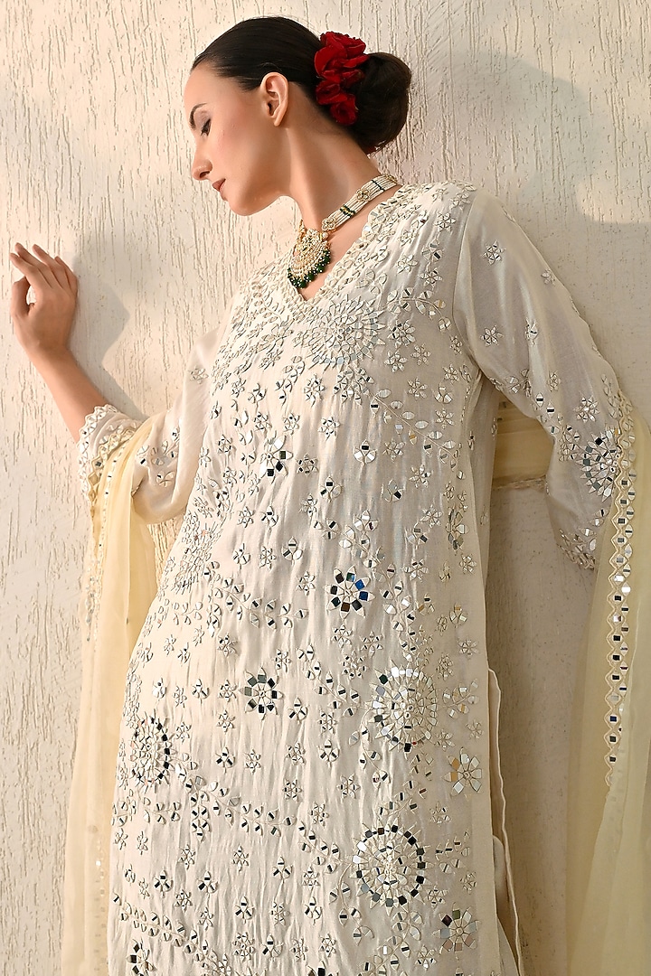Powder Cream Chanderi Silk Mirror Hand Embroidered Kurta Set by OHH CROW INDIA at Pernia's Pop Up Shop