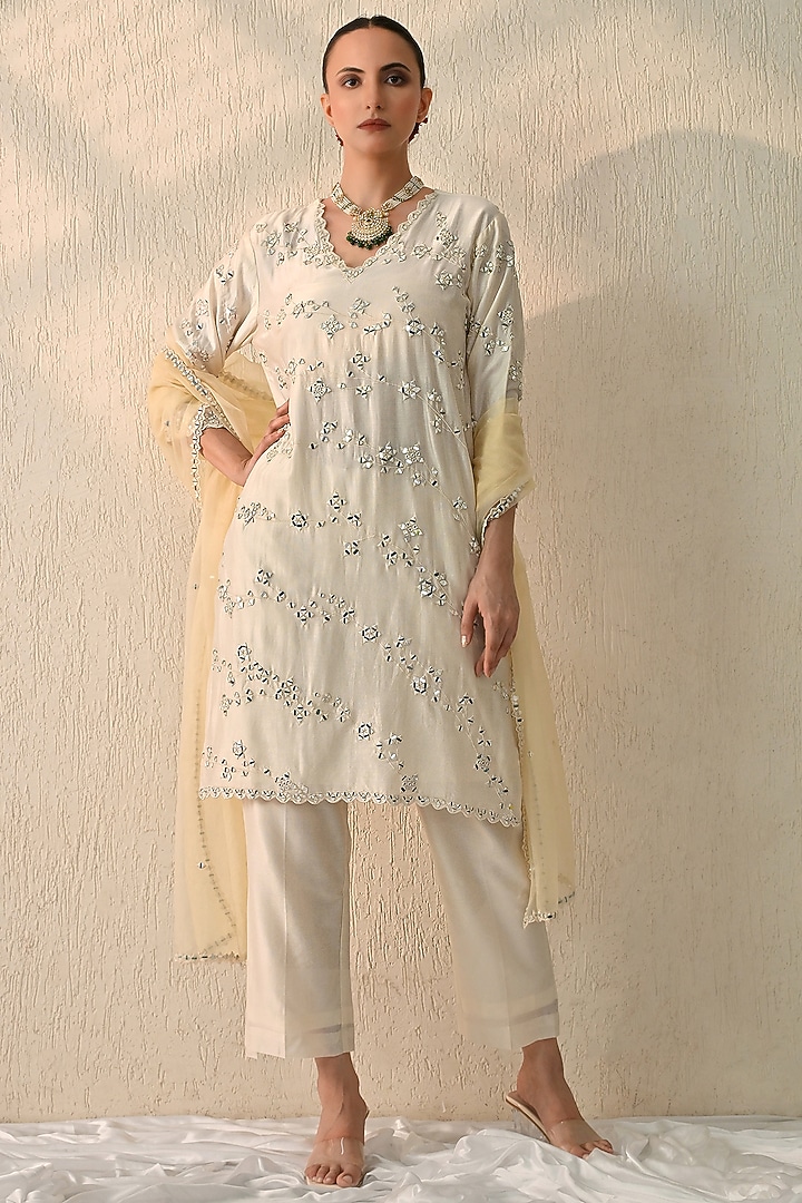 Powder Cream Chanderi Silk Mirror Hand Embroidered Kurta Set by OHH CROW INDIA at Pernia's Pop Up Shop