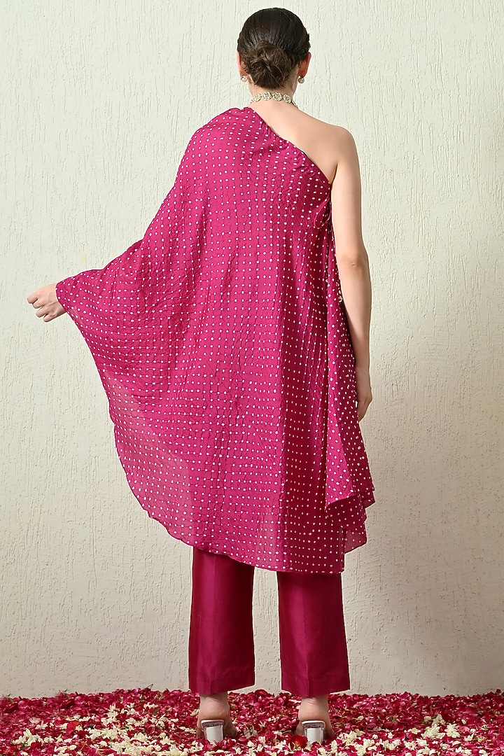 Magenta Pure Gajji Silk Bandhani Hand Embroidered Kaftan Set by OHH CROW INDIA at Pernia's Pop Up Shop