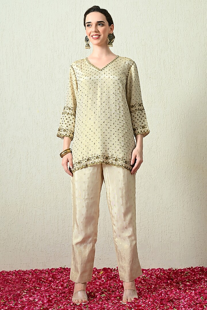 Ivory Tissue Silk Hand Embroidered Short Kurta Set by OHH CROW INDIA at Pernia's Pop Up Shop