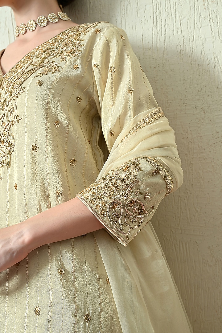 Ivory Crushed Tissue Silk Hand Embroidered Kurta Set by OHH CROW INDIA at Pernia's Pop Up Shop