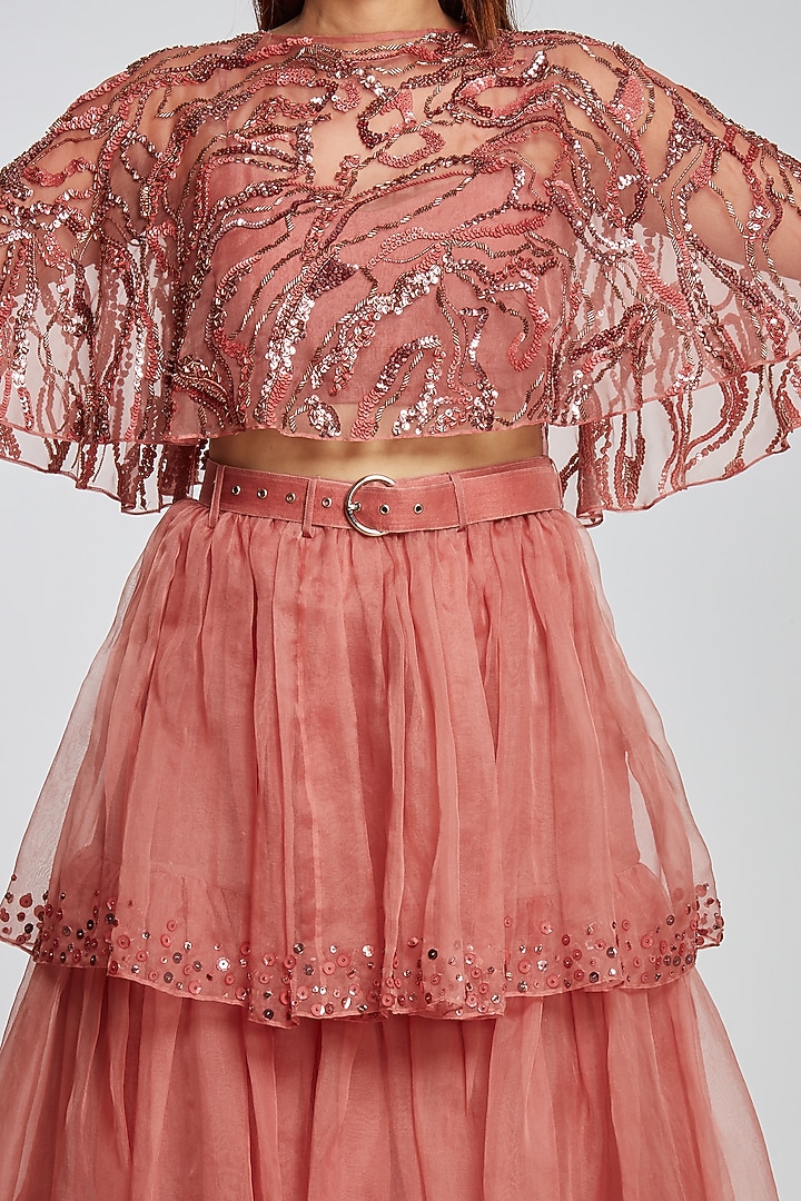 Rose Pink Cape With Inner by Ohaila Khan at Pernia's Pop Up Shop