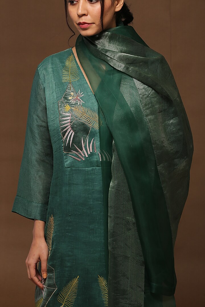 Peacock Green Handloom Linen Silk Kurta Set by OJA at Pernia's Pop Up Shop