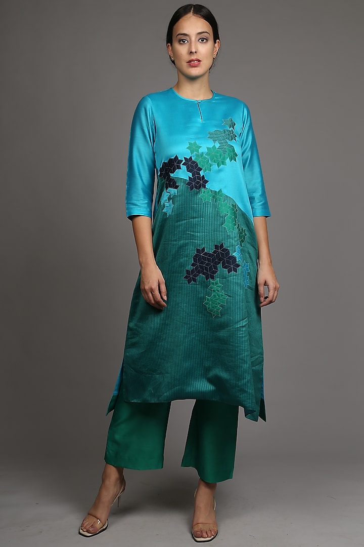 Emerald Green Appliques Embroidered Kurta With Pants by OJA