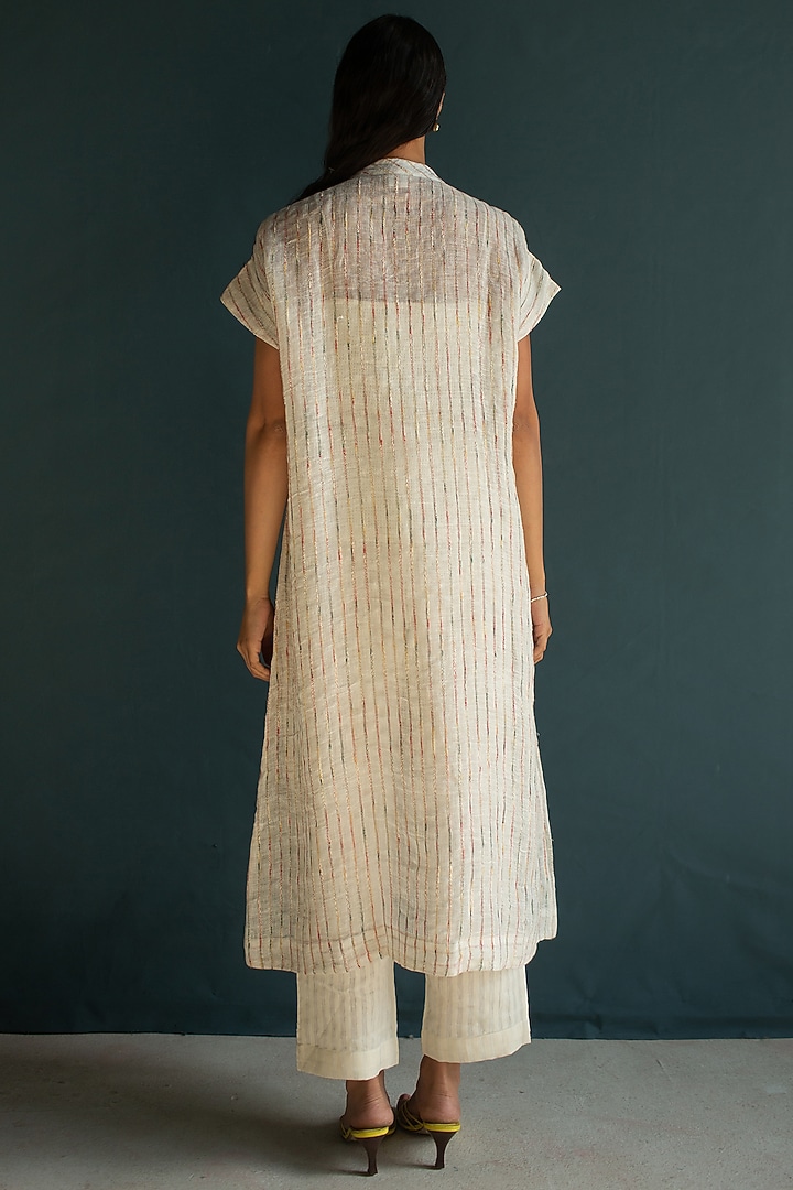 Ivory Handloom Linen Hand Embroidered Kurta Set by OJA at Pernia's Pop Up Shop