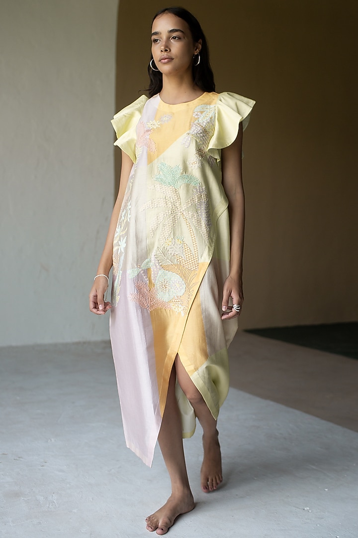 Peach Yellow Handloom Silk Chanderi Embroidered Kurta Set by OJA at Pernia's Pop Up Shop