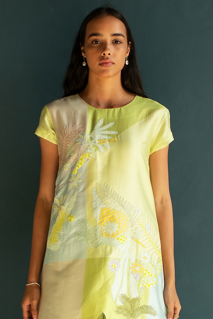 Pastel Pista Handloom Silk Chanderi Embroidered Kurta Set by OJA at Pernia's Pop Up Shop