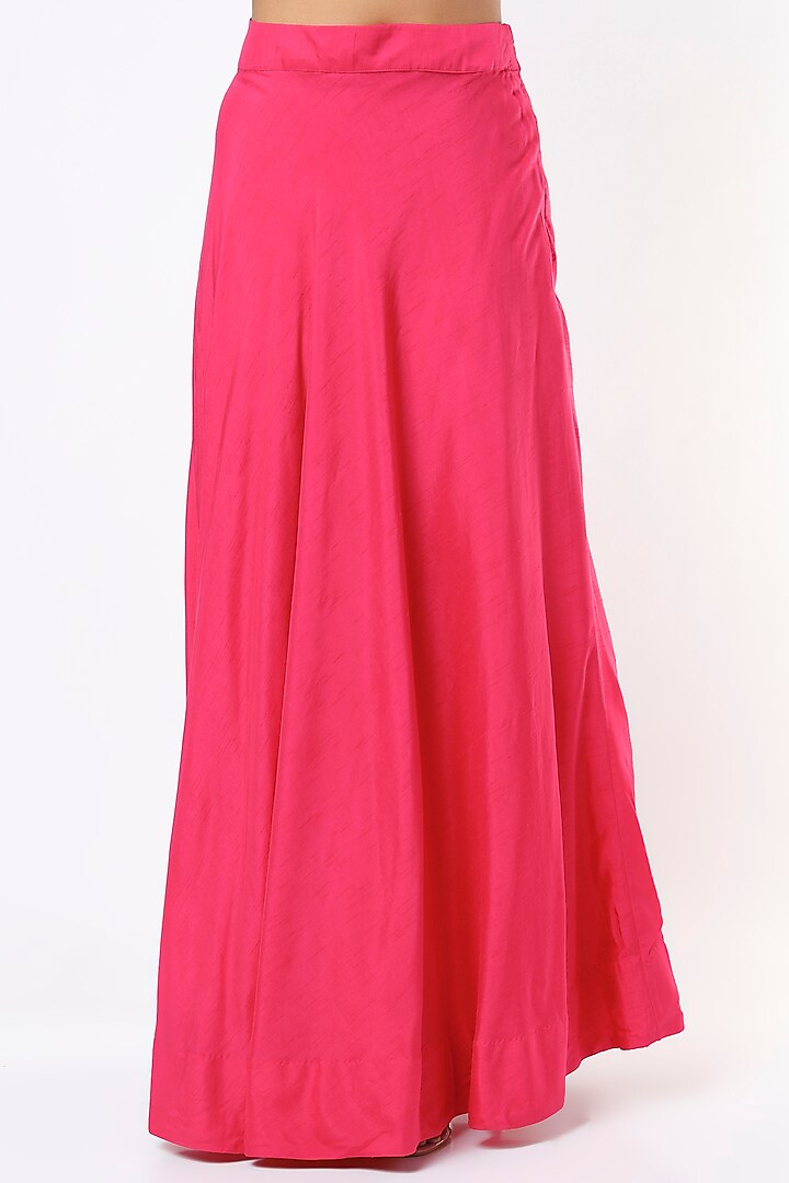 Fuchisa Embroidered Draped Wedding Lehenga Set by Ojasvini at Pernia's Pop Up Shop