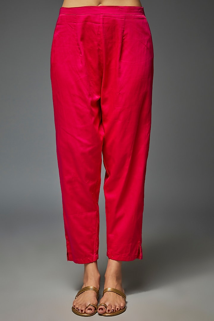 Fuchsia Pink Silk Chanderi Embroidered Kurta Set by Ojasvini at Pernia's Pop Up Shop