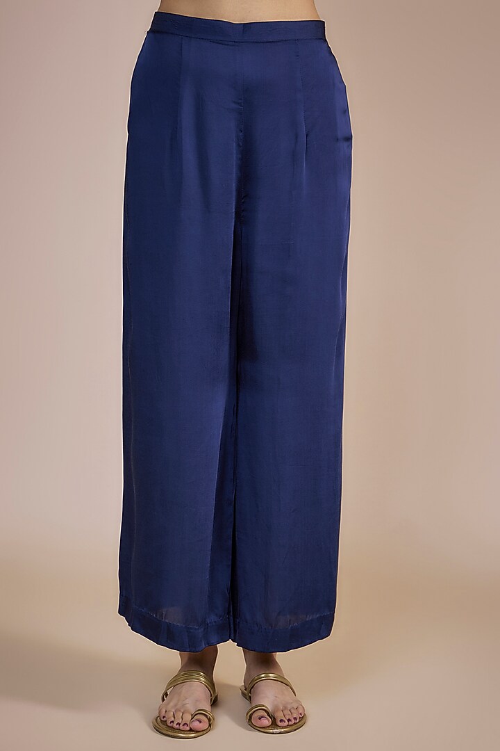 Navy Blue Silk Chanderi & Organza Embroidered Cape Set by Ojasvini at Pernia's Pop Up Shop