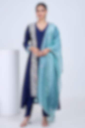 Blue Silk Chanderi & Organza Hand Embroidered Kurta Set by Ojasvini at Pernia's Pop Up Shop