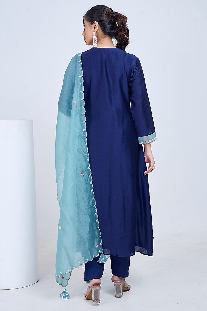 Blue Silk Chanderi & Organza Hand Embroidered Kurta Set by Ojasvini at Pernia's Pop Up Shop