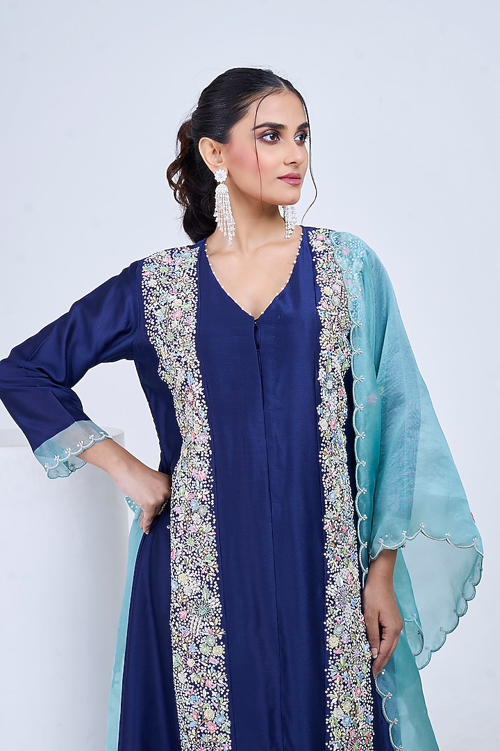 Blue Silk Chanderi & Organza Hand Embroidered Kurta Set by Ojasvini at Pernia's Pop Up Shop
