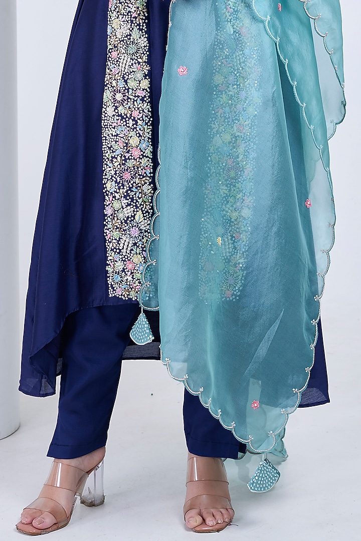 Blue Silk Chanderi & Organza Hand Embroidered Kurta Set by Ojasvini at Pernia's Pop Up Shop